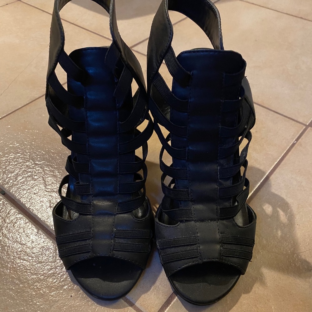 High-Heel Sandals Black 👠💍
